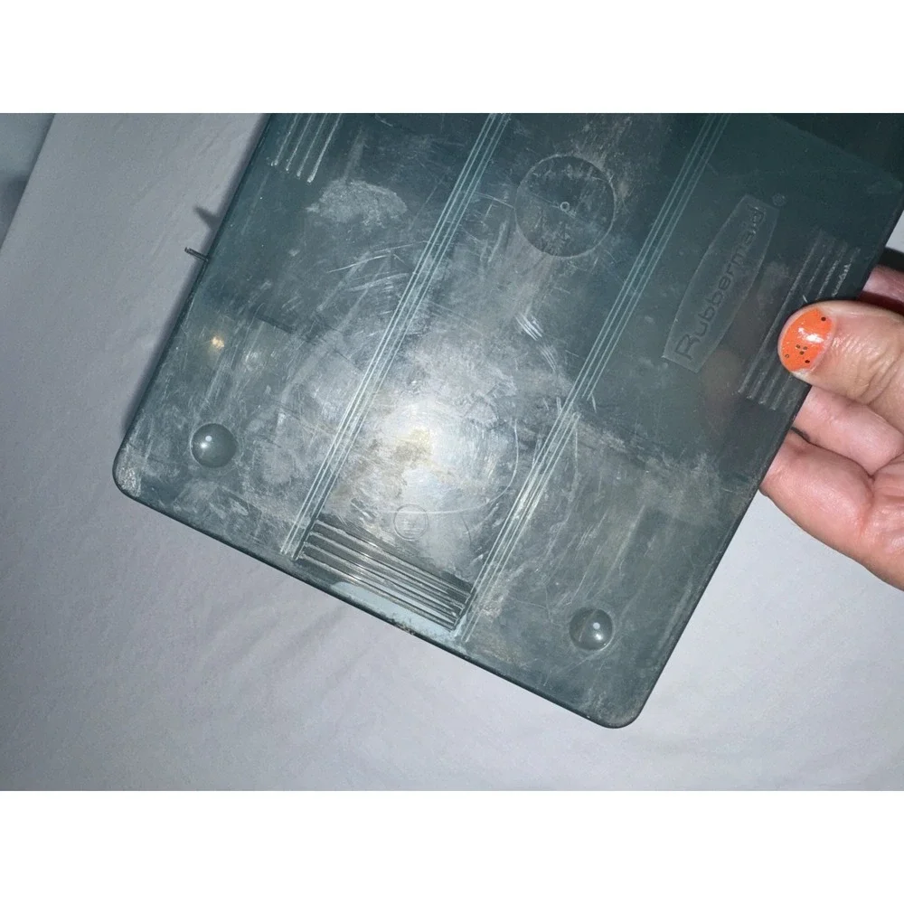 Rubbermaid this bit